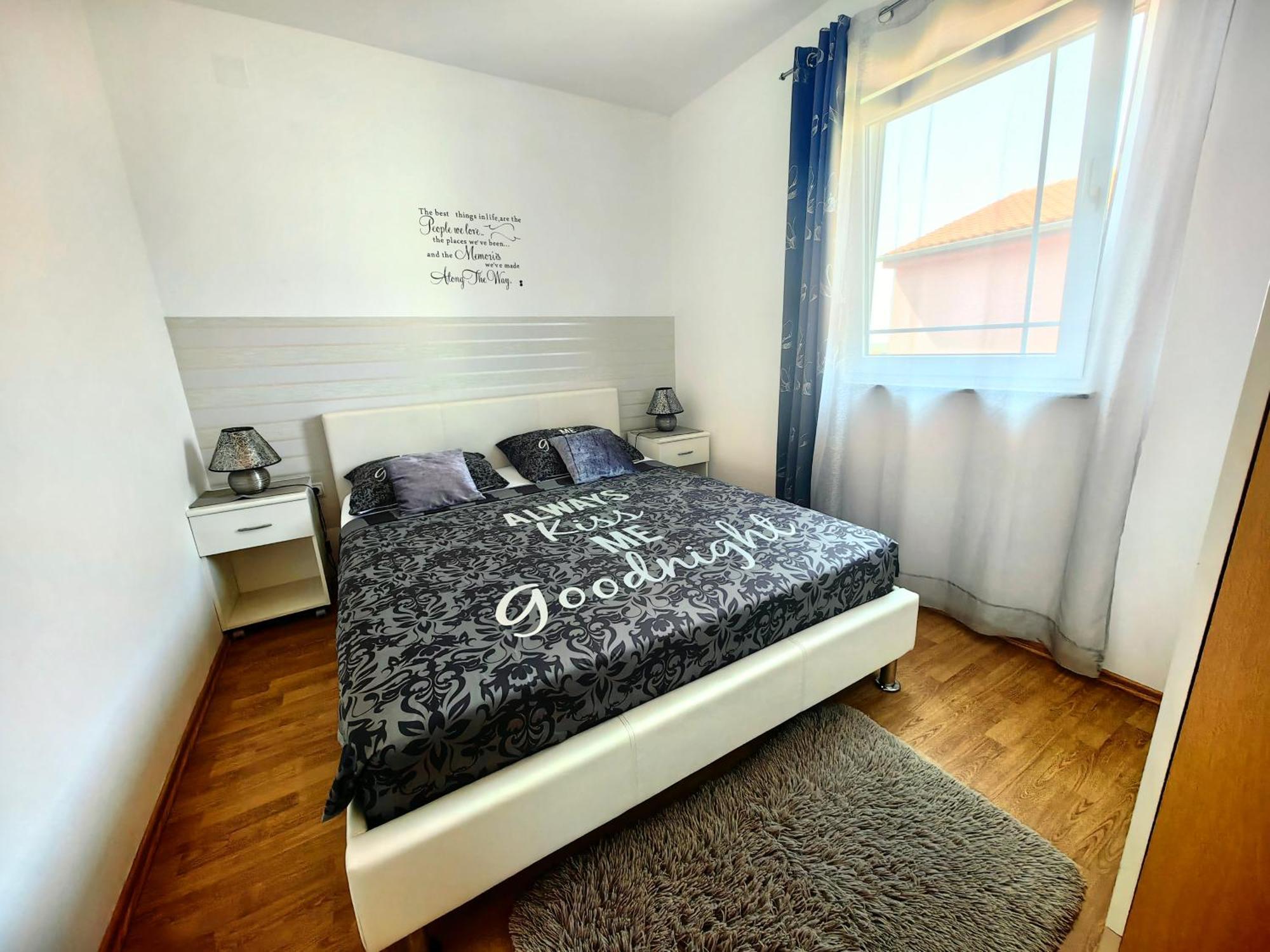 Apartments Lea With Pool Малинська Екстер'єр фото