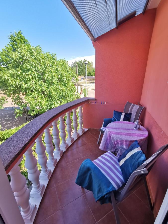 Apartments Lea With Pool Малинська Екстер'єр фото